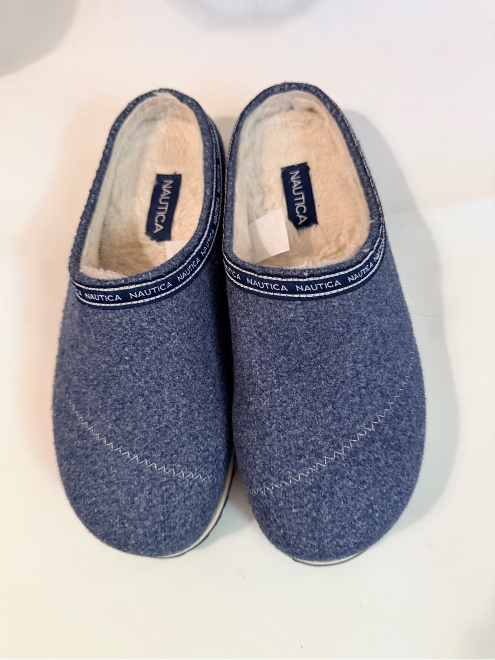 Nautica Women’s size 8 Blue Fleece-Lined Slip-On Slippers